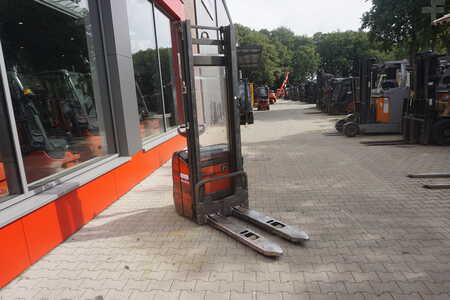 Stoccatori 2004  Linde L 14 - 3.824mm Hubhöhe (10)