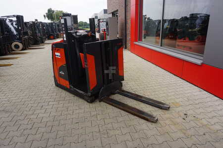 Horisontaalinen ordreplukker 2018  Linde V 10-02 - Nur 1.190 Stunden (10)