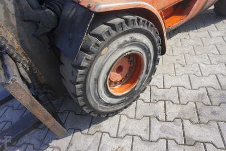 Dieselový VZV 2000  Linde H 30D-03 (11)