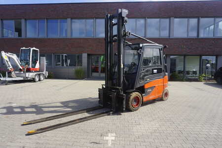 Elektro čtyřkolový VZV 2018  Linde E 50HL-01 - 2018er (1)