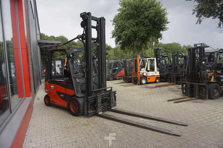 Elektro čtyřkolový VZV 2018  Linde E 50HL.-01 - 2018er (8)
