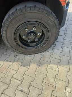 Dieseltrukki 2015  Toyota 40-8-FD 70 N (12)