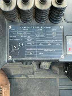 Dieseltrukki 2015  Toyota 40-8-FD 70 N (7)