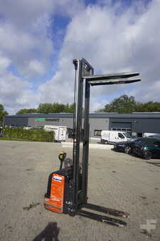 Wózek wysokiego podnoszenia 2011  Linde L 20 I (5)