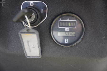 Wózek wysokiego podnoszenia 2011  Linde L 20 I (9)