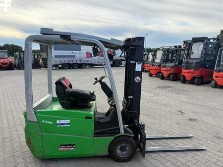 Elektro tříkolové VZV 2013  BT B 320 (7)