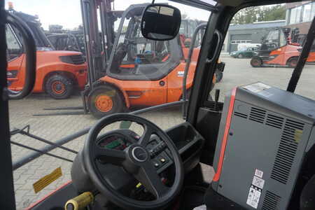 Wózki kontenerowe - Linde P 250 - Schlepper (5)