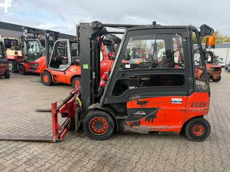 Elektro 4 Rad  Linde E 40 HL 01 600 (1)