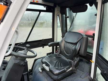 Containerhanterare  Unicarriers 3,2 Tonner - Nur 2350 Stunden (5)