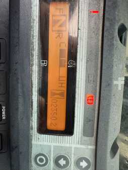 Containerhanterare  Unicarriers 3,2 Tonner - Nur 2350 Stunden (6)