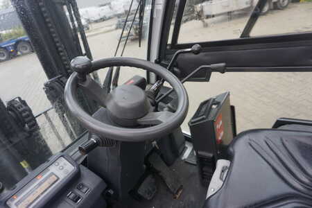 Chariots porte-conteneurs 2016  Unicarriers 3,2 Tonner - Nur 1.955 Stunden (11)