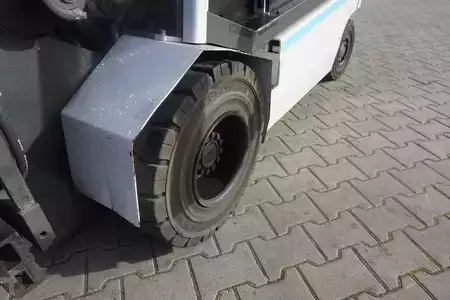 Elektro čtyřkolový VZV 2018  Unicarriers G1Q2L30Q - Triplex - 827 Stunden (11)