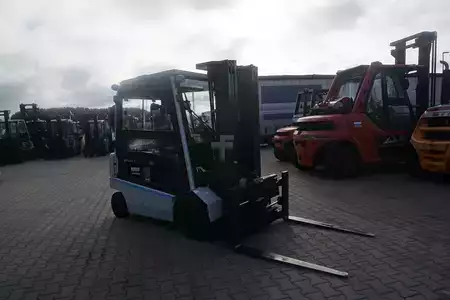 Elektro čtyřkolový VZV 2018  Unicarriers G1Q2L30Q - Triplex - 827 Stunden (2)
