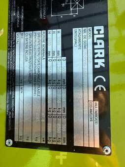 Dieselový VZV 2024  Clark GTS 25 D (6)