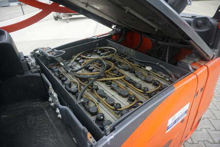 Sähkö - 4 pyör 2019  Linde E 16PH-02 - 2019er - 6.378 Stunden (12)