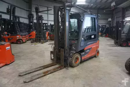 Elektrisk- 4 hjul 2020  Linde E 25L-01 - 2023er Batterie (1)