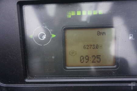 Reach Truck 2015  Linde R 16-01 - 8.295mm (10)