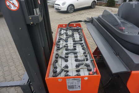 Reach Truck 2015  Linde R 16-01 - 8.295mm (11)