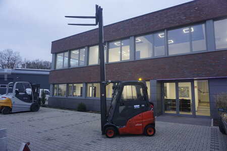 Nestekaasutrukki 2011  Linde H 16T-01 - Triplex (3)