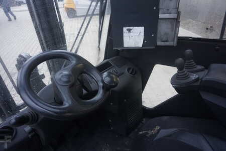 Nestekaasutrukki 2011  Linde H 16T-01 - Triplex (7)