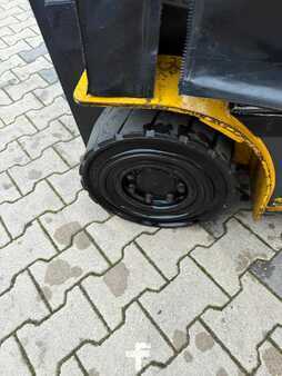 El Truck - 3-hjul 2011  TCM FTB 16-7 (13)