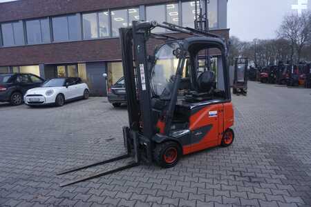 Elektromos 4 kerekű 2020  Linde E 18PH-02 - 4.895 Stunden (1)
