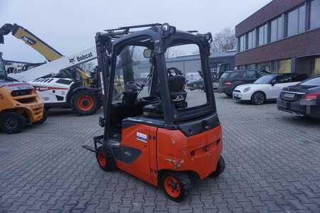Elektromos 4 kerekű 2020  Linde E 18PH-02 - 4.895 Stunden (7)