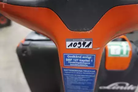 Lavtløftende truck 2017  Linde T 20 - Batteriewechselwagen - Nur 73 Stunden (2)