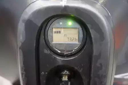 Lavtløftende truck 2017  Linde T 20 - Batteriewechselwagen - Nur 73 Stunden (6)