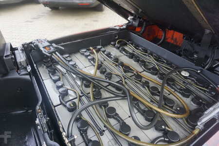 Chariots porte-conteneurs 2019  Linde E 16L-02 - Nur 4.069 Stunden (10)