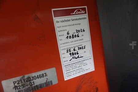 Carrelli retrattili 2018  Linde R 25-01 - 2021er Batterie (10)