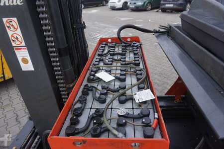 Carrelli retrattili 2018  Linde R 25-01 - 2021er Batterie (6)