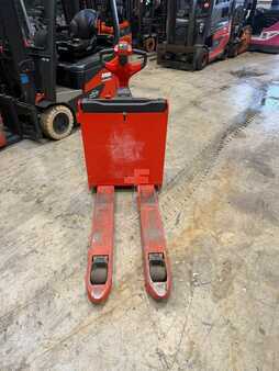 Transpallet elettrici 2023  Linde T 14 ION (6)