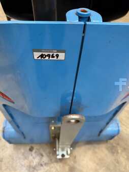 Trainatori  Linde P 30 C (5)