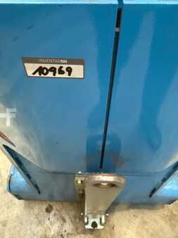 Trainatori  Linde P 30 C (9)