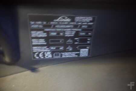 Gázüzemű targoncák 2022  Linde H 35T-01 - 2022er (9)