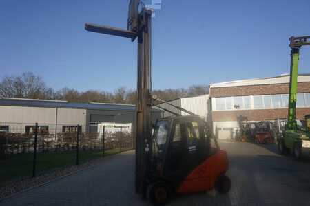 Carrelli elevatori GPL 2010  Linde H 30T-01 - 2010er (4)