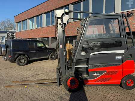 Elektro čtyřkolový VZV 2023  Linde E 45 HL -01 / 600 (1)