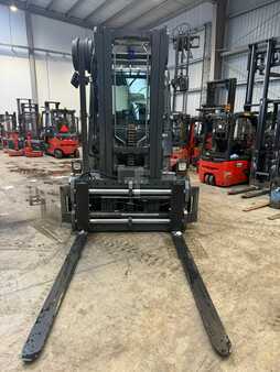 Electric - 4 wheels 2015  Linde E 80 -01 Triplex (11)