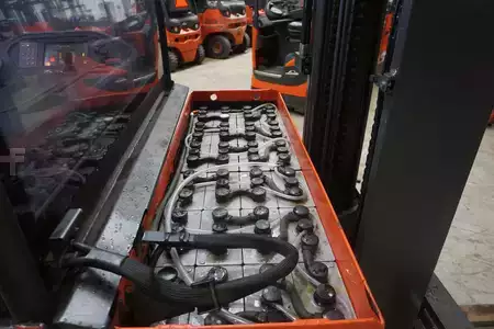 Chariots à mât rétractable 2020  Linde R 14-01 - Coldstore - 3.319 Stunden (11)