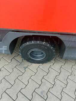 Vetotrukki 2015  Linde P 250 - Schlepper (7)