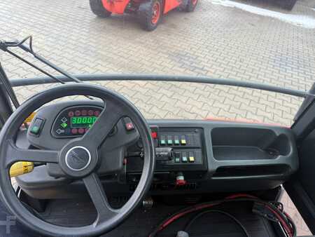 Vetotrukki 2015  Linde P 250 - Schlepper (9)