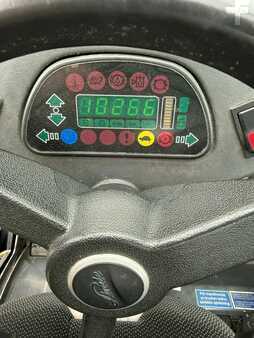 Vetotrukki 2017  Linde P 250 - Schlepper (12)