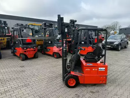 Konténerszállítók 2006  Linde E 12 Triplex (11)