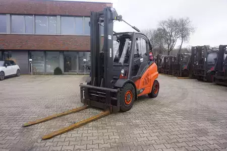 Diesel Forklifts 2018  Linde H 50D-02 - Triplex - 5.302 Stunden (1)