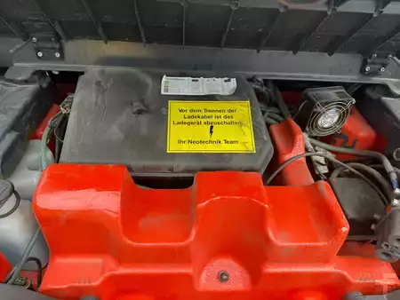 Elektro čtyřkolový VZV  Linde E 50 HL (13)