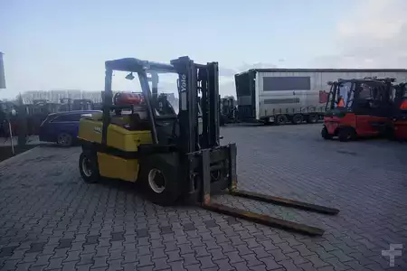 Gázüzemű targoncák 2002  Yale GLP 55MJ - 5,5 Tonner (3)