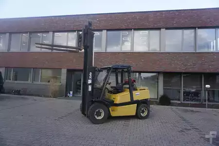 Gázüzemű targoncák 2002  Yale GLP 55MJ - 5,5 Tonner (6)