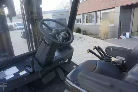 Gázüzemű targoncák 2002  Yale GLP 55MJ - 5,5 Tonner (7)