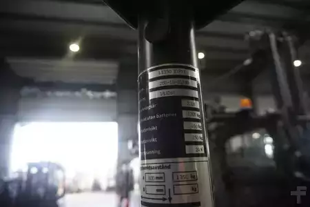 Keskenyfolyosós targonca 2018  Actil-Abeko L1350 - 5,5m Triplex - 1.699 Stunden (4)